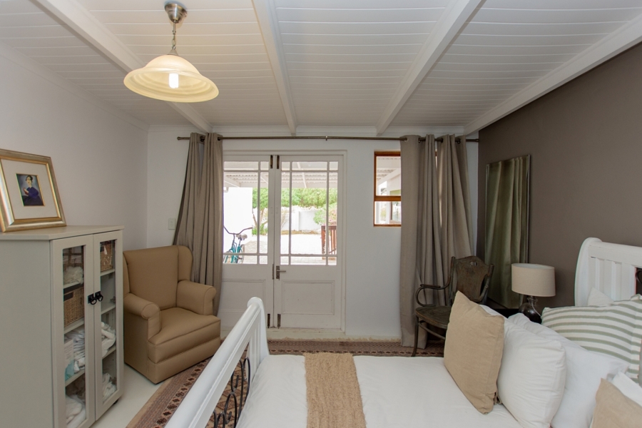 7 Bedroom Property for Sale in Paternoster Western Cape